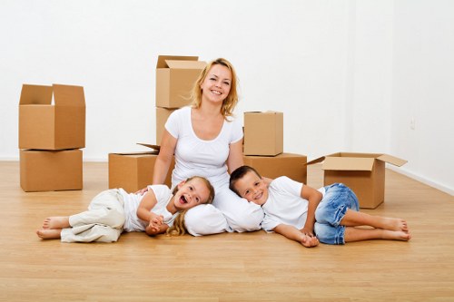 Residential removals support in Fulwell