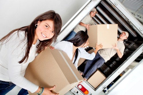 Storage customer obligations and unit use conditions