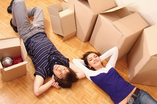 Practical storage access for moving and business use in Fulwell